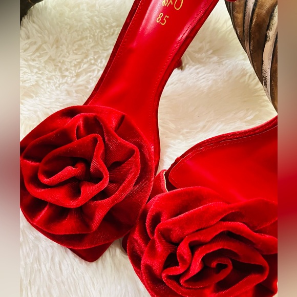 Mata Delicate Bloom - Picture 5 of 8